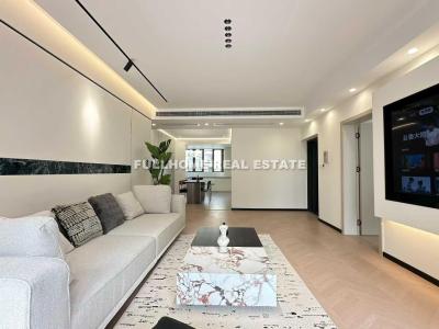 Similar property: Dongfang City Garden, 2 bedrooms, 122 sqm in Shanghai