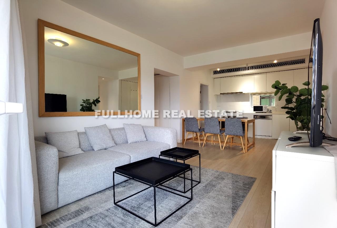 Similar property: Ambassy Court, 2 bedrooms, 113 sqm in Shanghai