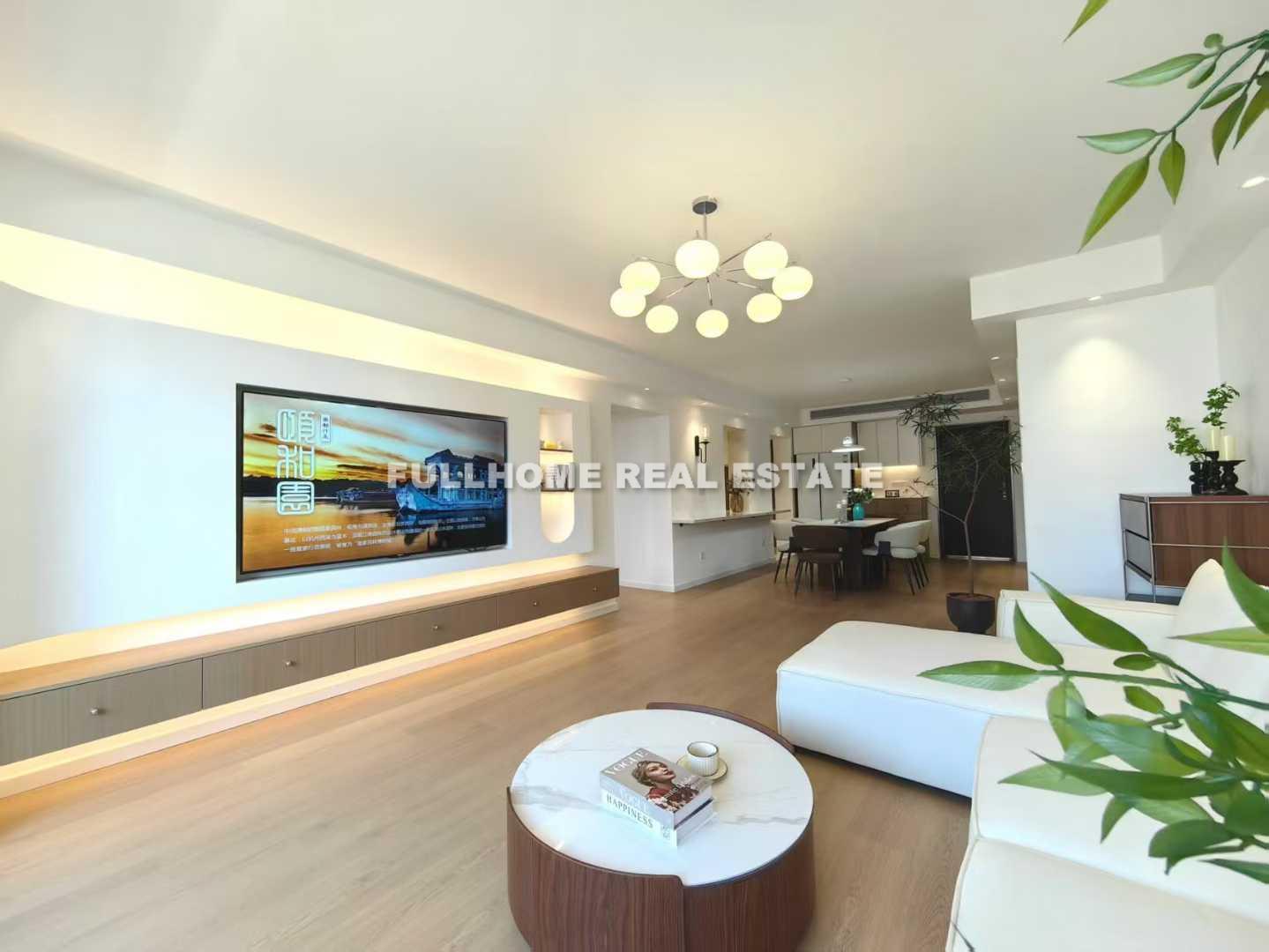 Same compound: San He Garden, 3 bedrooms in Shanghai