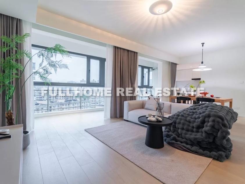 Similar property: Carnival Garden, 2 bedrooms, 121 sqm in Shanghai