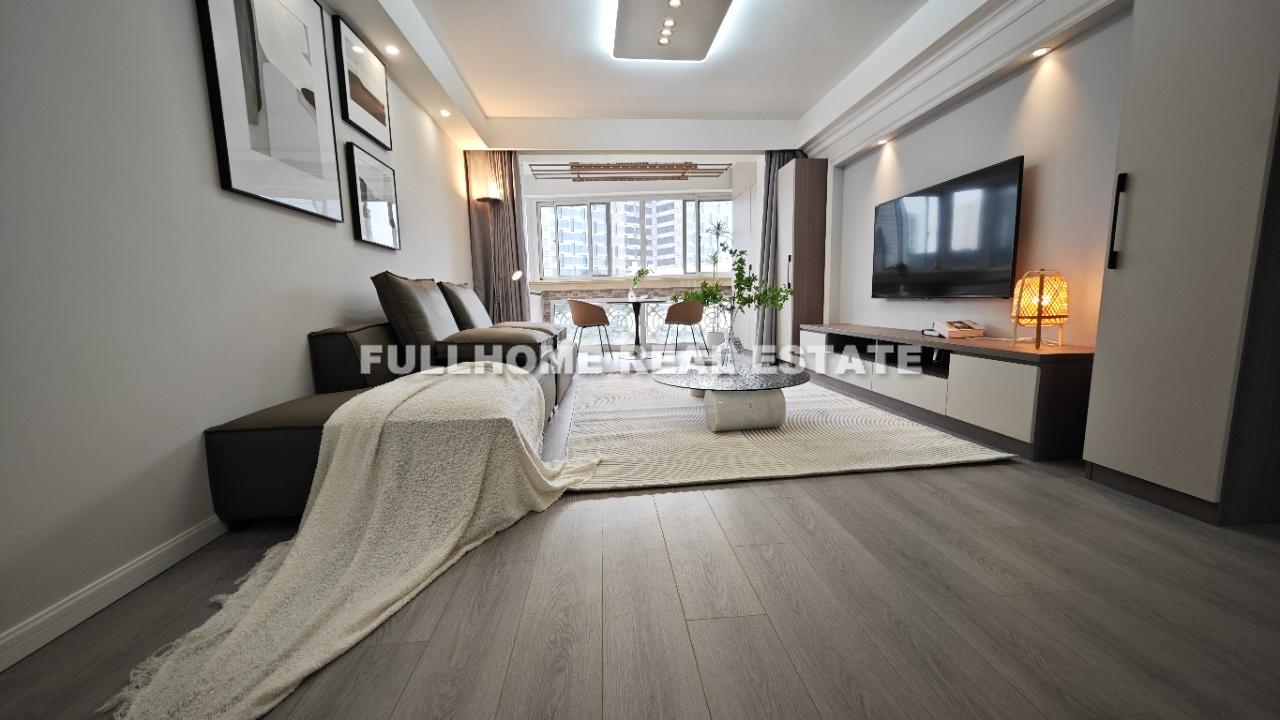 Same compound: Mandarine City, 3 bedrooms in Shanghai