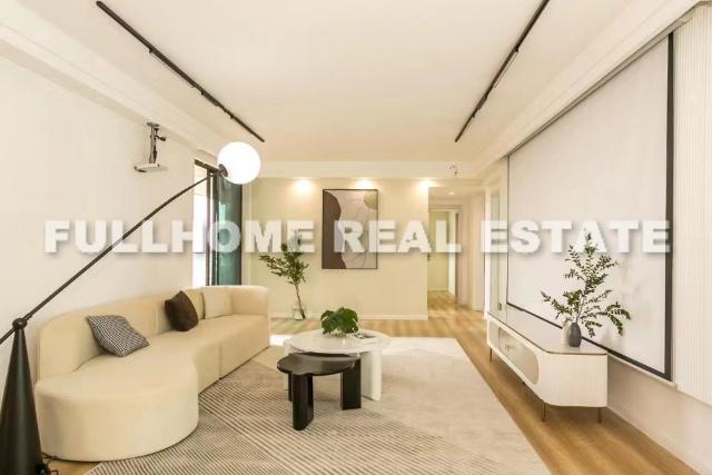 Oriental Manhattan - 3 bedroom apartment in Shanghai, Xujiahui, Downtown