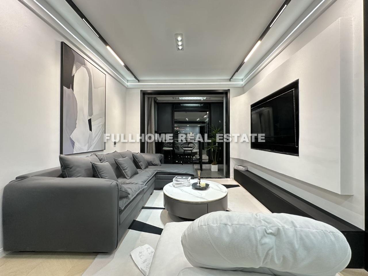Similar property: Dongjing International Apartment, 1 bedrooms, 76 sqm in Shanghai
