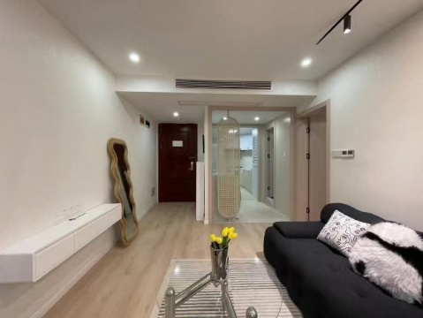 Similar property: Dongjing International Apartment, 1 bedrooms, 80 sqm in Shanghai