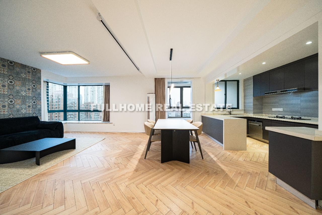 Similar property: 99 Xuhui, 3 bedrooms, 150 sqm in Shanghai