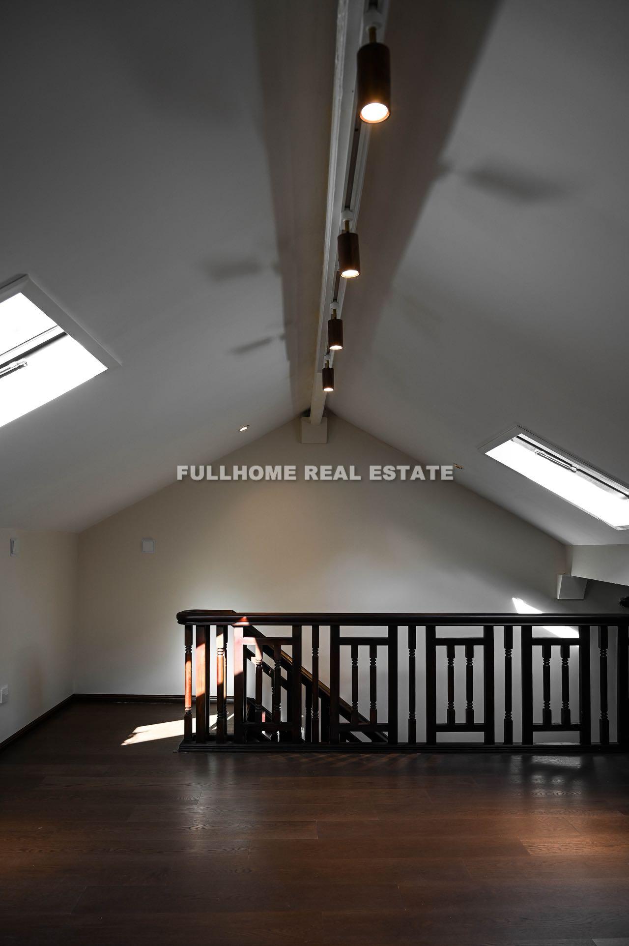 Lane 1-1000 South Shanxi Road Old House - Interior view 8, Shanghai rental property