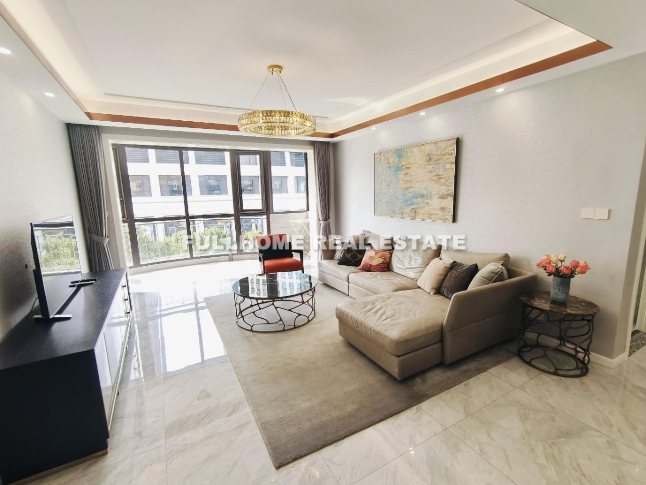 Similar property: Sea of Clouds Garden, 3 bedrooms, 135 sqm in Shanghai