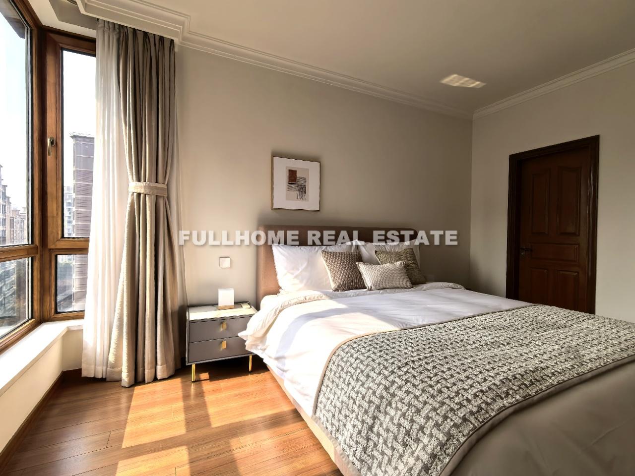 Gubei International Plaza - Interior view 5, Shanghai rental property