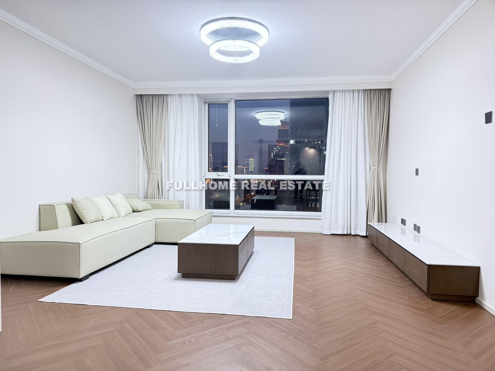 Same compound: Ocean Express, 4 bedrooms in Beijing