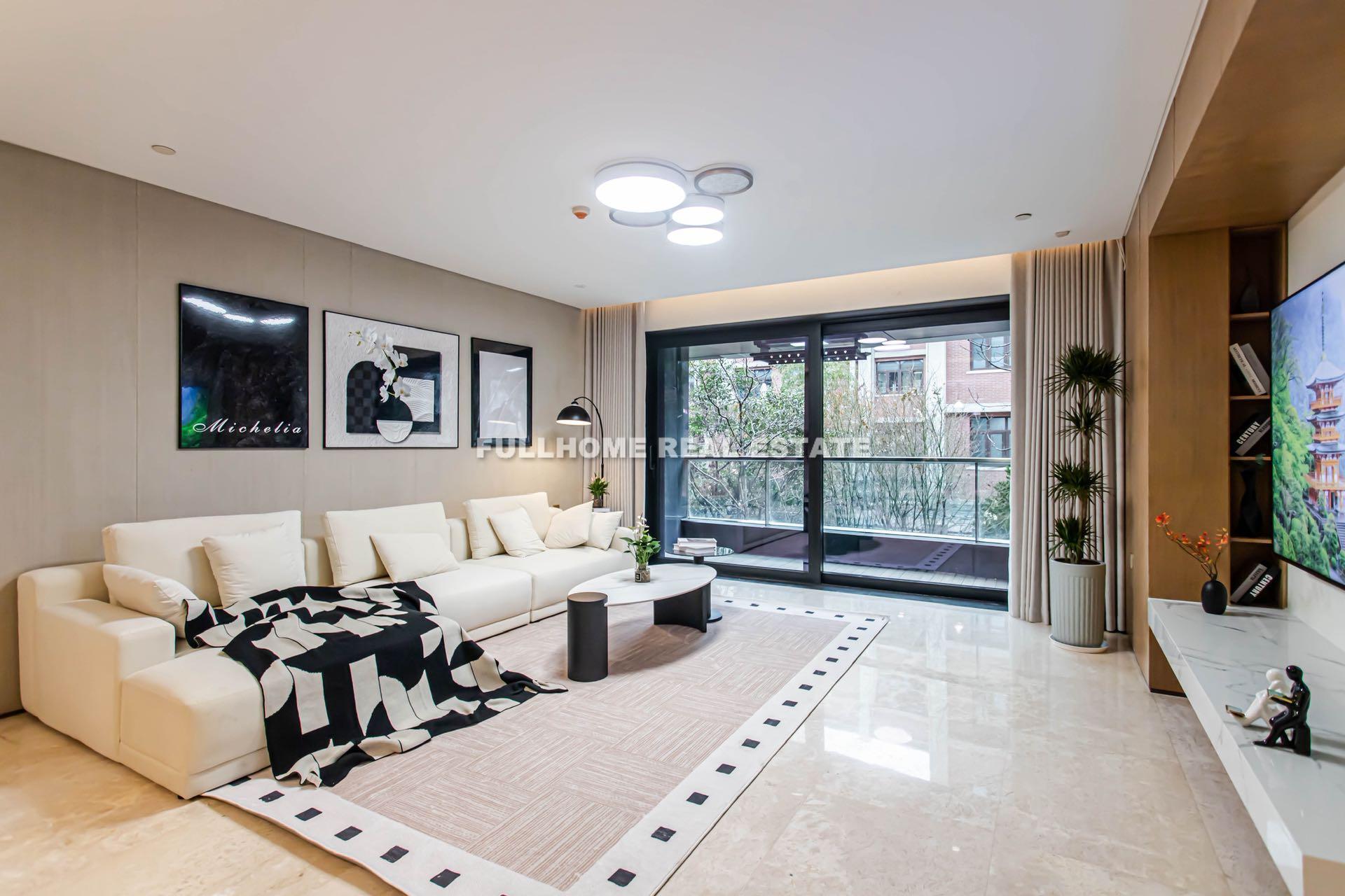 Similar property: Jing An Golden Street, 3 bedrooms, 180 sqm in Shanghai