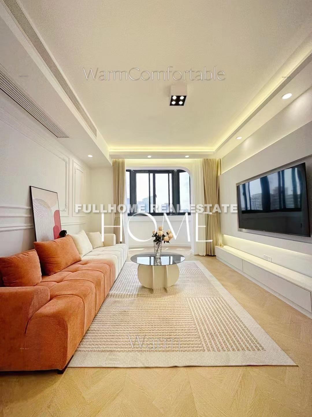 Similar property: Rong Lian Apartment, 1 bedrooms, 70 sqm in Shanghai