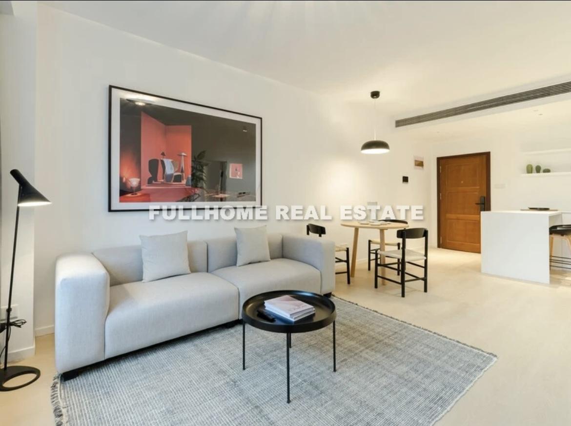 Similar property: Gubei International Garden, 1 bedrooms, 74 sqm in Shanghai
