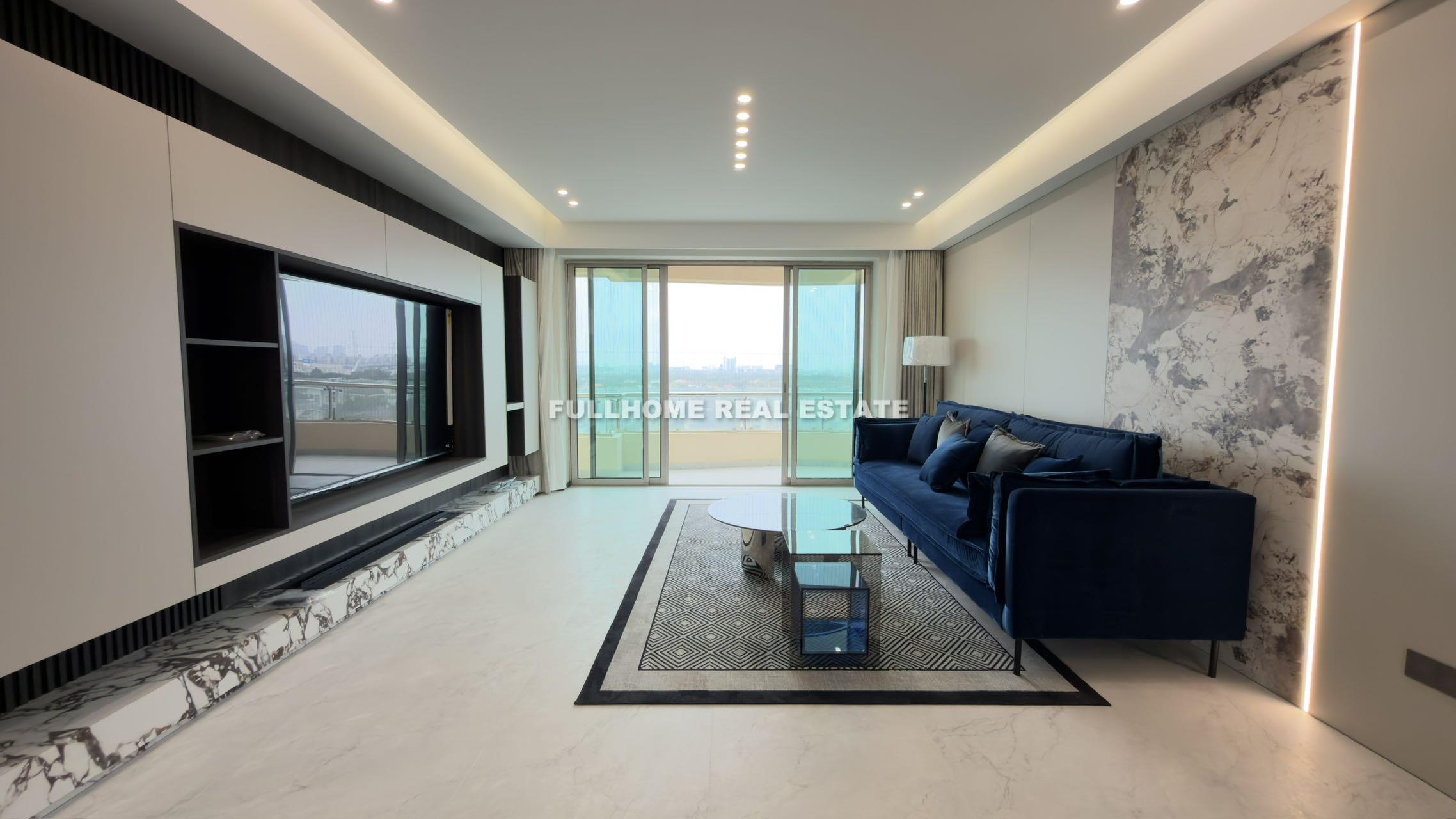 Similar property: Shimao Lakeside Garden, 3 bedrooms, 218 sqm in Shanghai