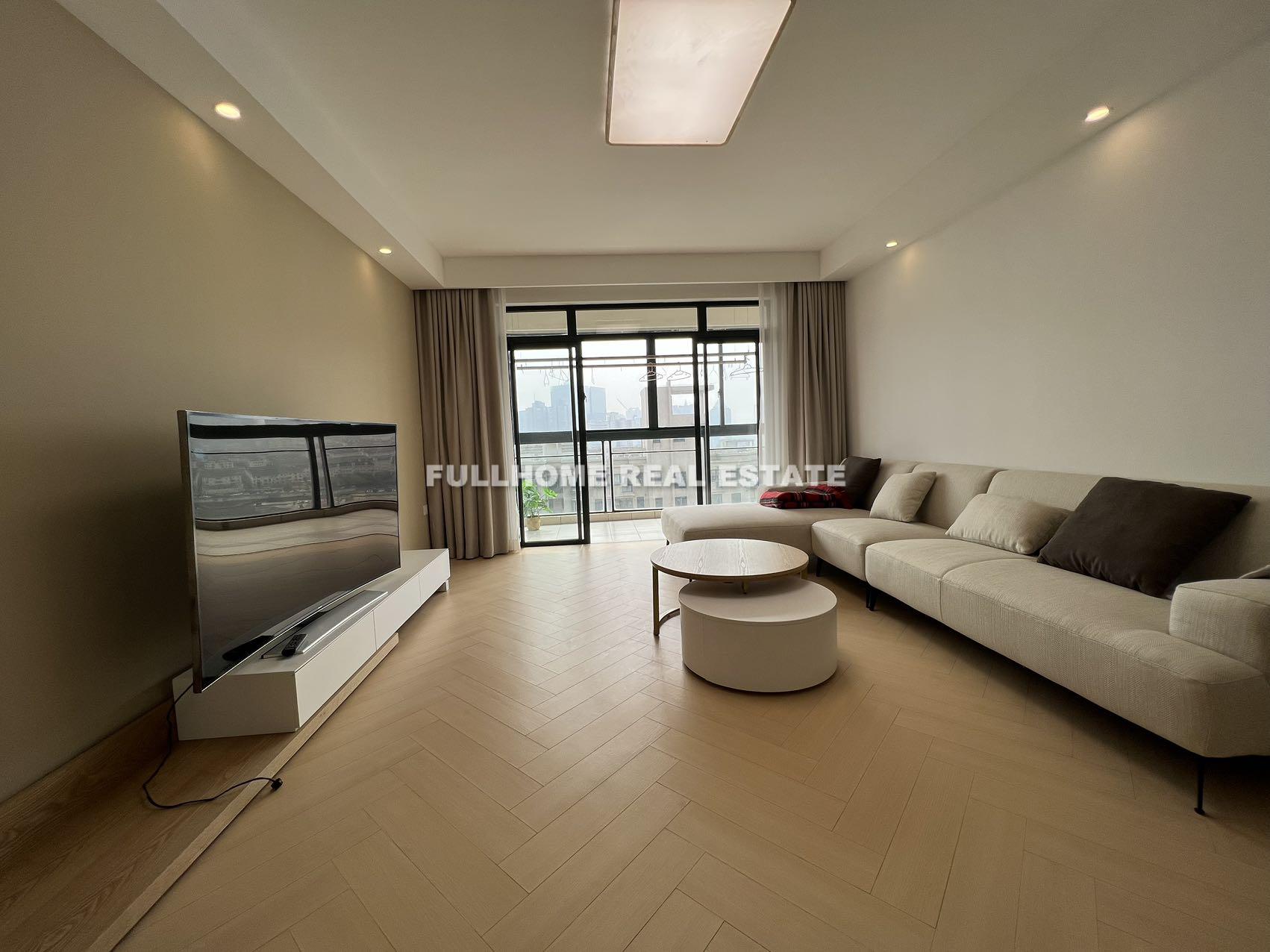 Same compound: Hongqiao Wanbo Garden, 4 bedrooms in Shanghai