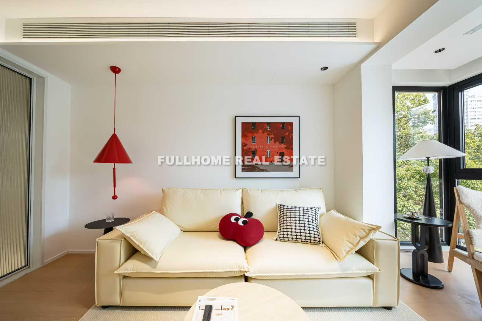 Similar property: Jing An Regent Garden, 1 bedrooms, 61 sqm in Shanghai