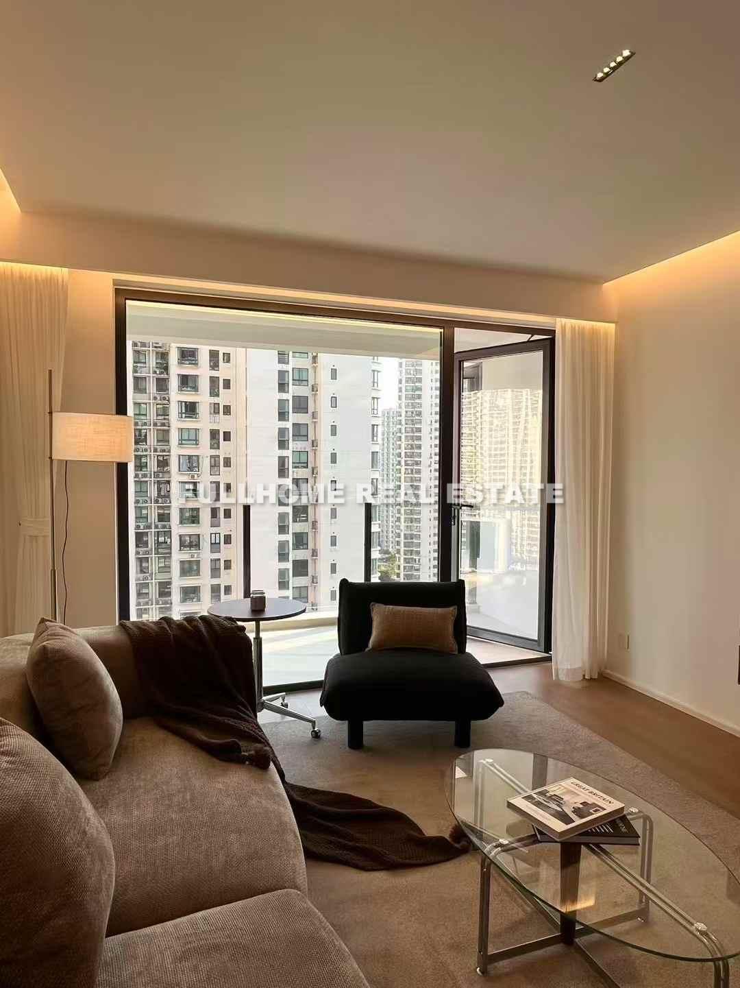 Zhong Yuan Liang Wan Cheng - Interior view 2, Shanghai rental property