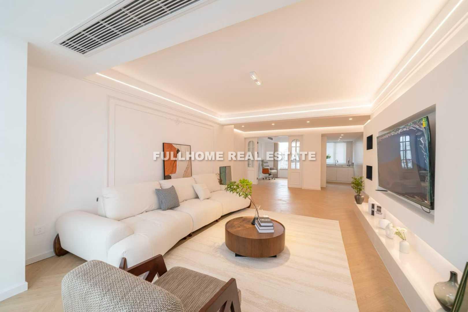 Similar property: Smart Garden, 3 bedrooms, 150 sqm in Shanghai