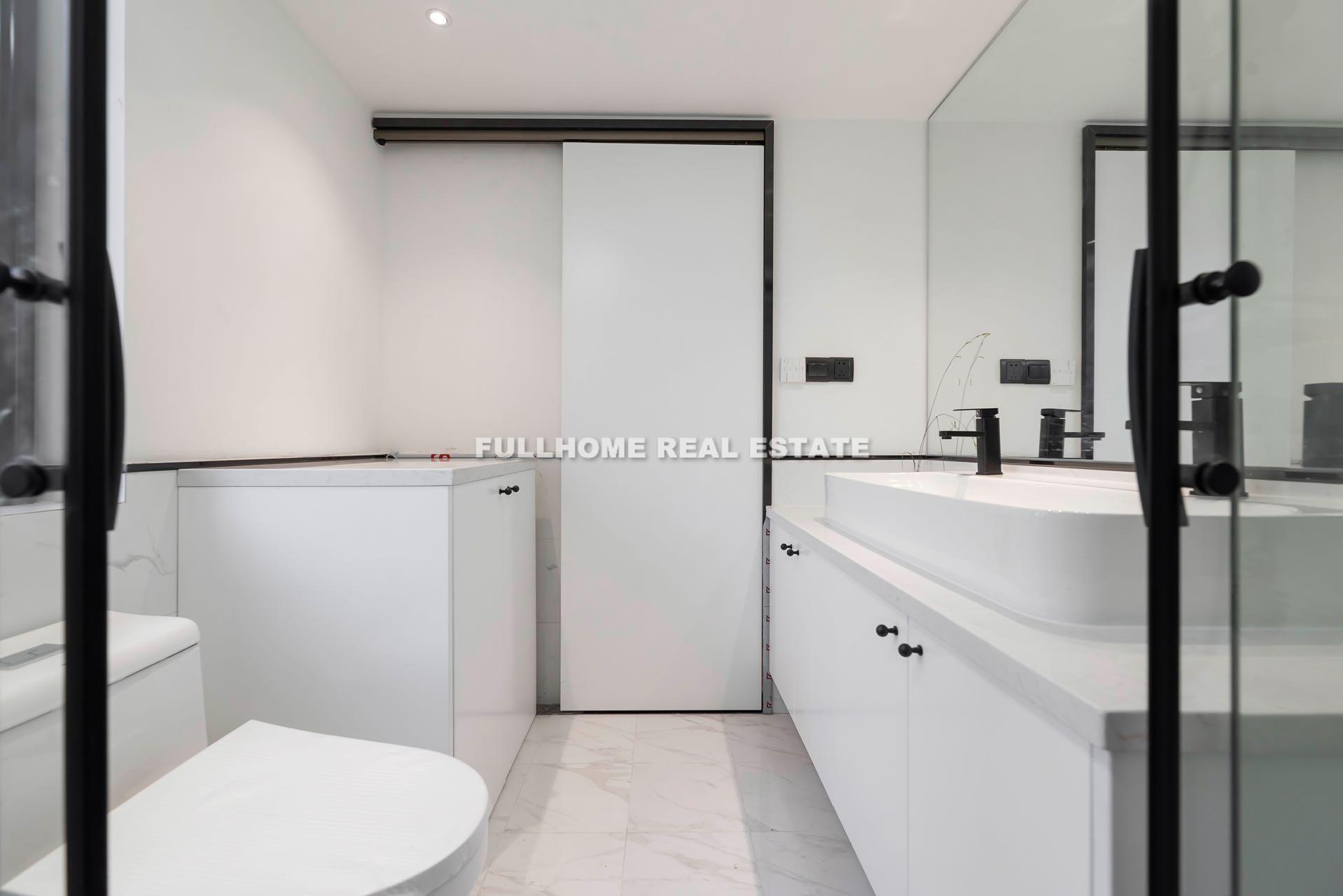 Lane 1000-1500 Xinzha Road Old House	 - Interior view 9, Shanghai rental property