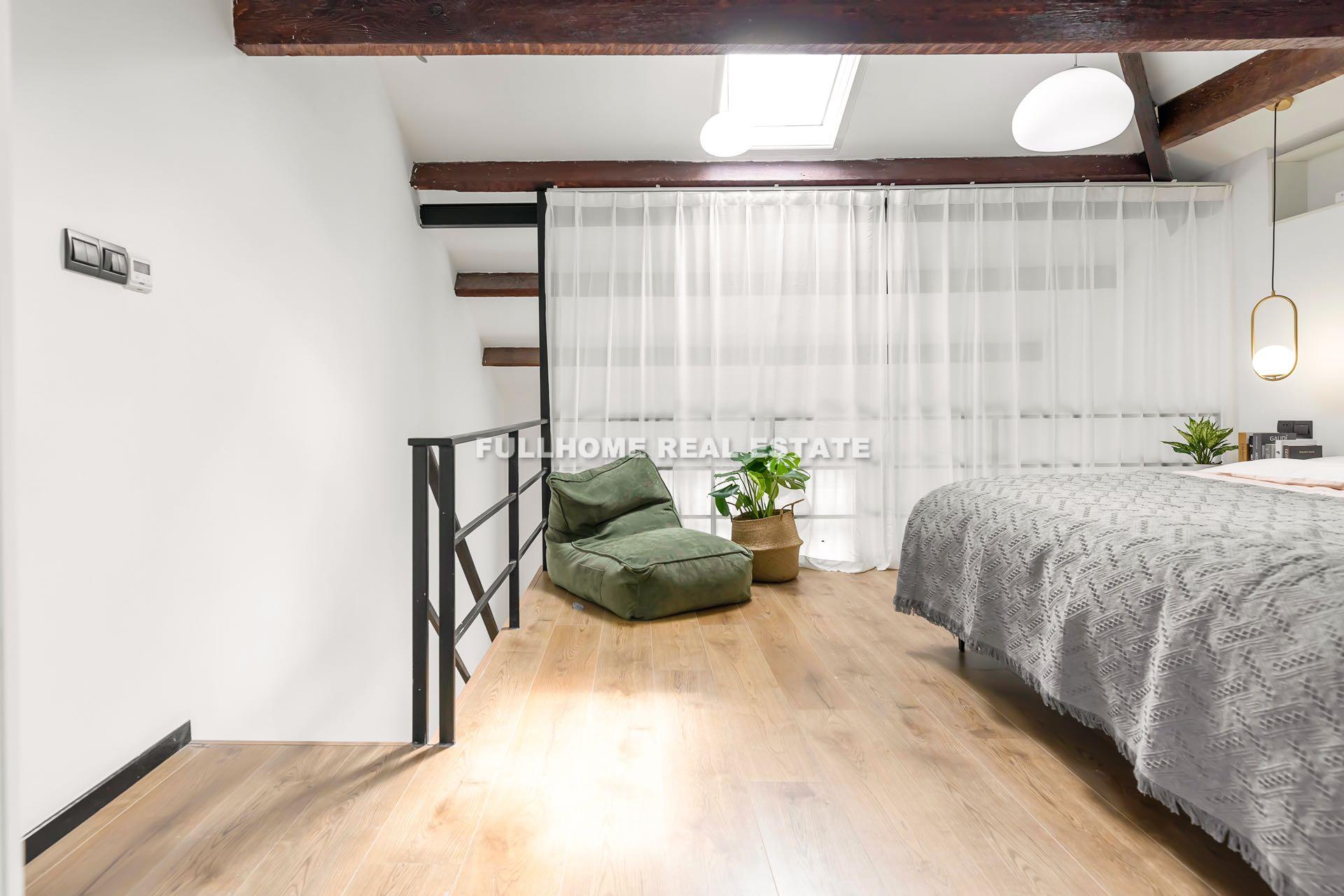 Lane 1000-1500 Xinzha Road Old House	 - Interior view 7, Shanghai rental property