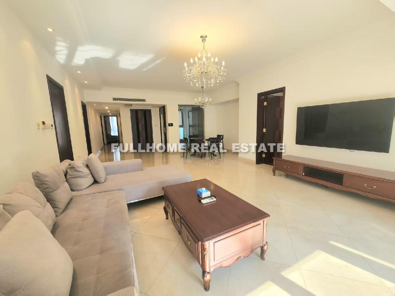Maison Des Artistes - 4 bedroom apartment in Shanghai, Gubei, Hongqiao
