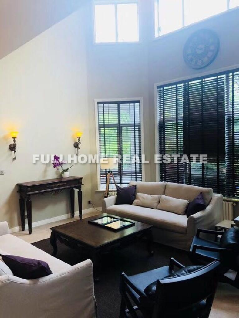 Violet Country Villa - 5 bedroom apartment in Shanghai, Qingpu, Suburb