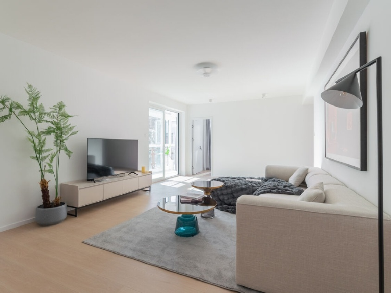Similar property: Oriental Manhattan, 3 bedrooms, 128 sqm in Shanghai