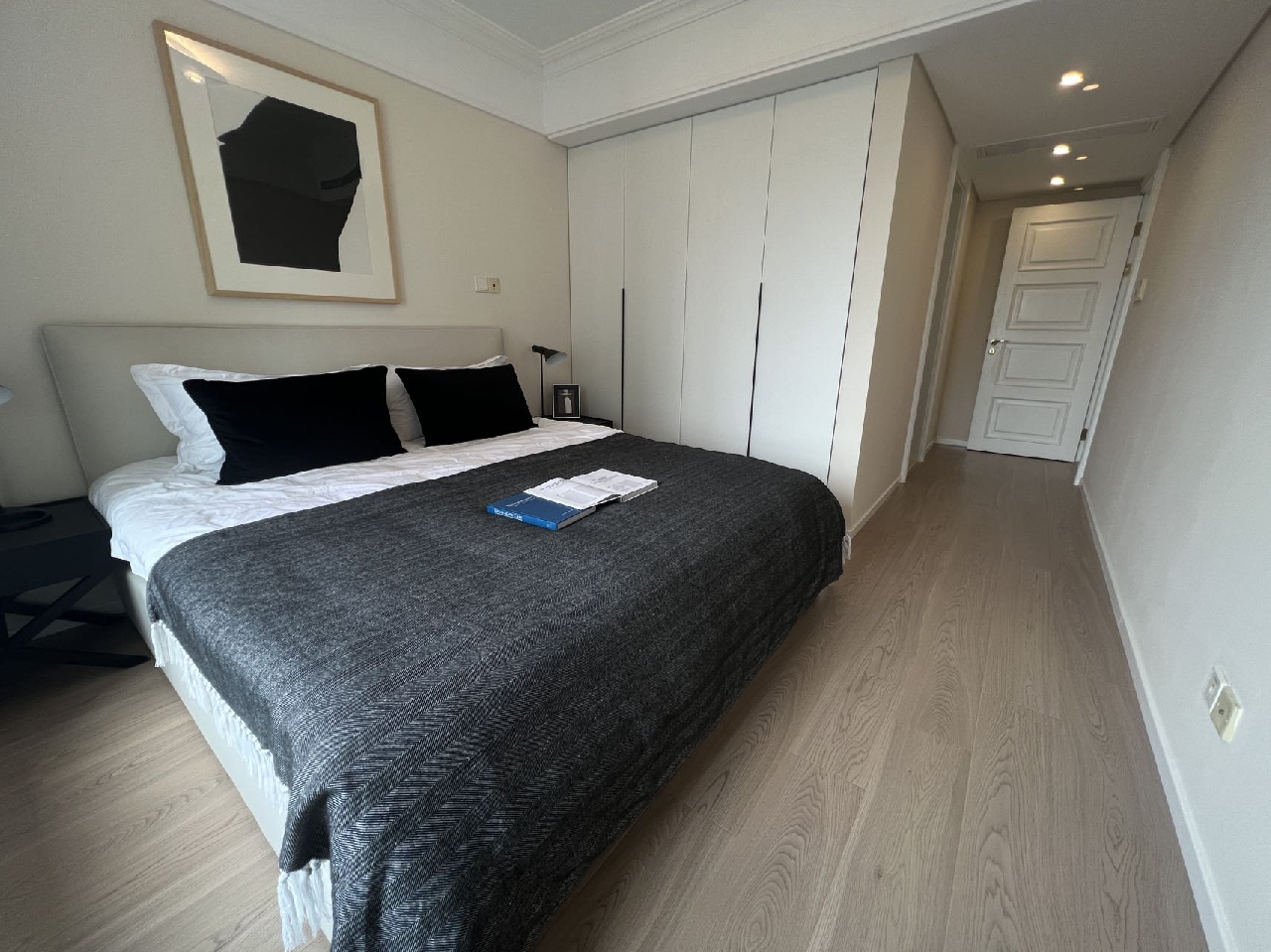Huaqiao City - Interior view 6, Shanghai rental property