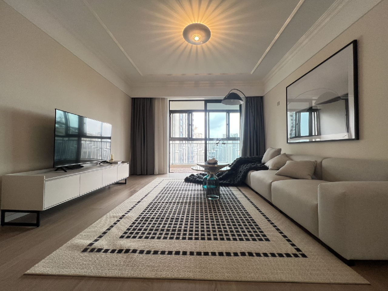 Huaqiao City - Interior view 7, Shanghai rental property