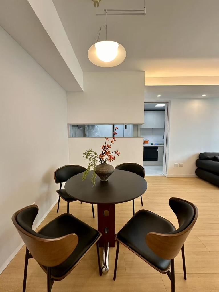 Similar property: 8 Park Avenue, 2 bedrooms, 110 sqm in Shanghai