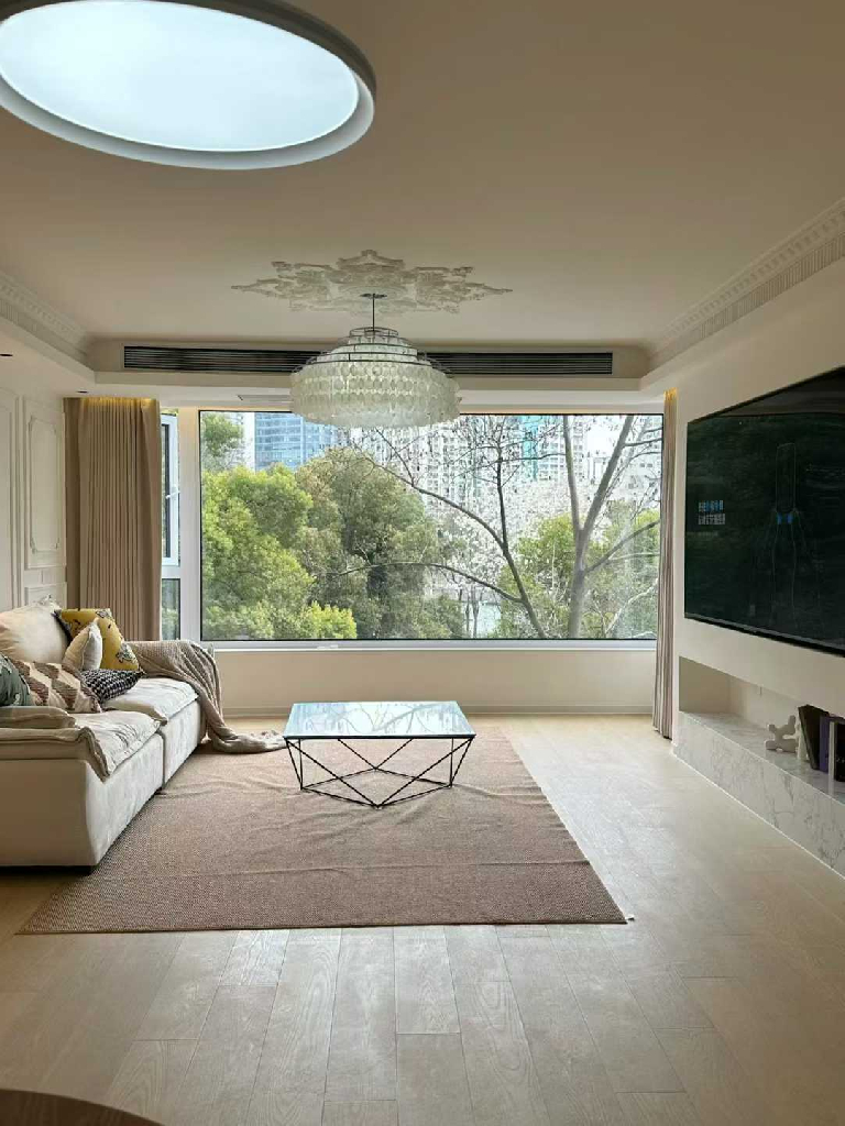 Same compound: Peninsula Garden, 2 bedrooms in Shanghai