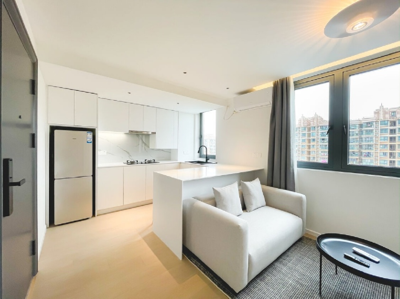 Similar property: Hengchen Apartment, 1 bedrooms, 62 sqm in Shanghai