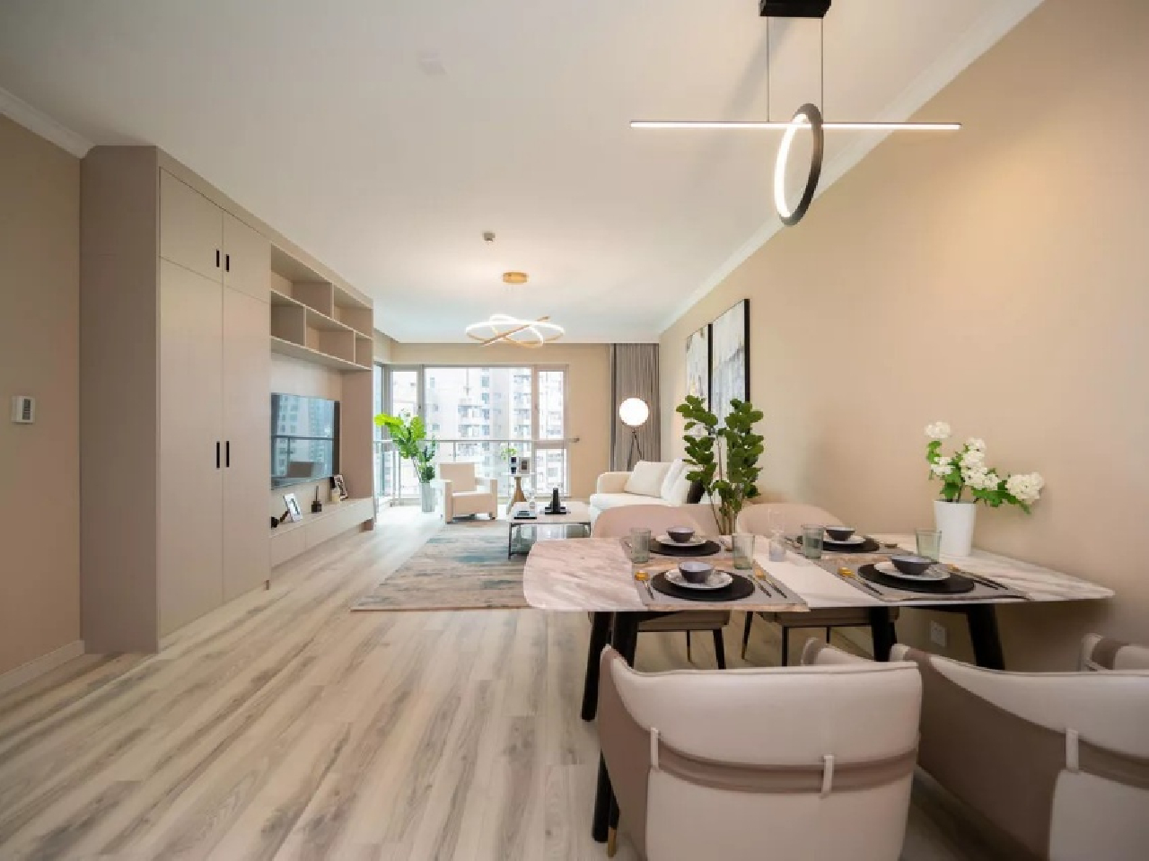 Same compound: Shimao Riviera Garden, 2 bedrooms in Shanghai