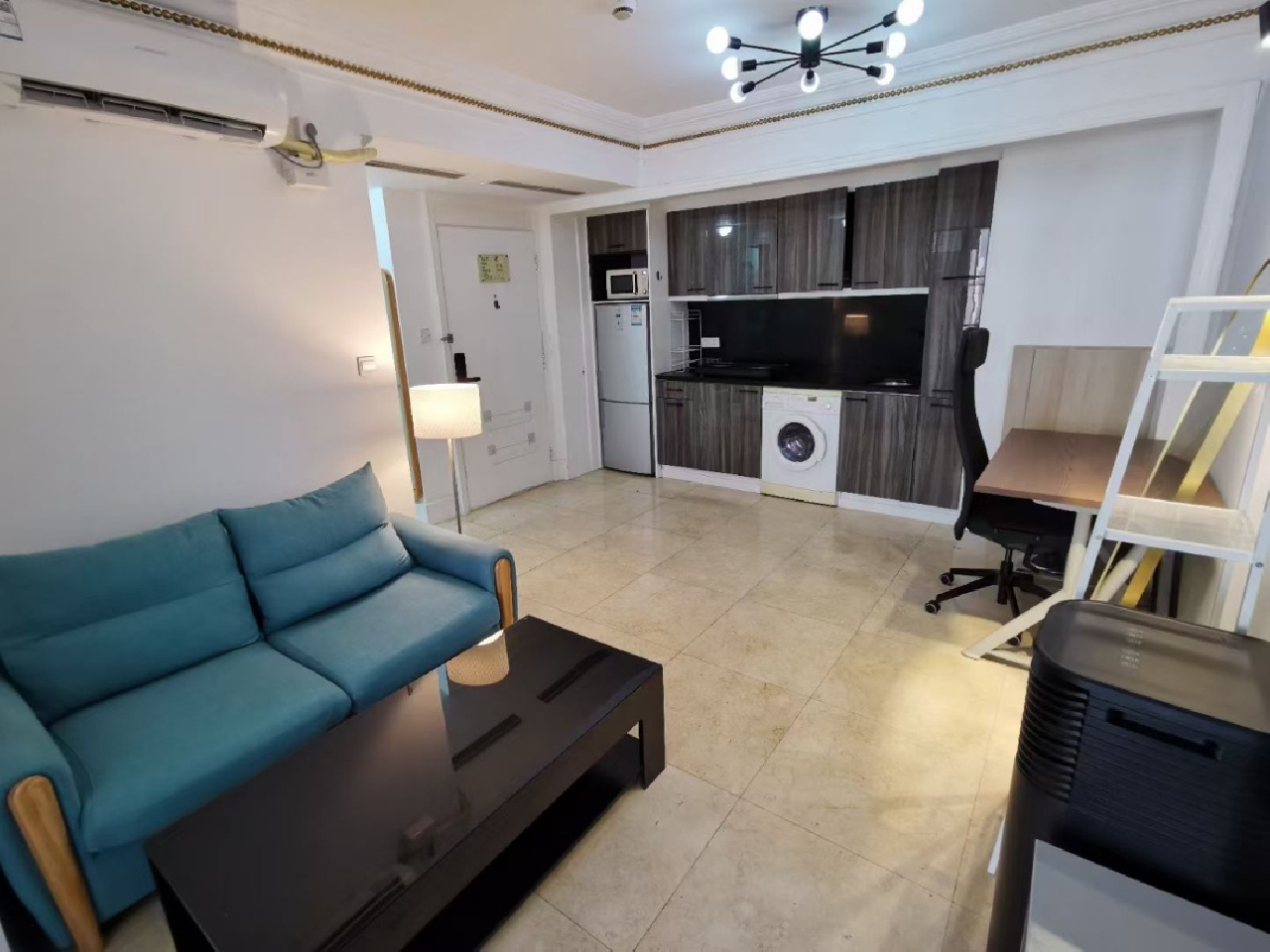 West Nanjing Mansion - Interior view 2, Shanghai rental property
