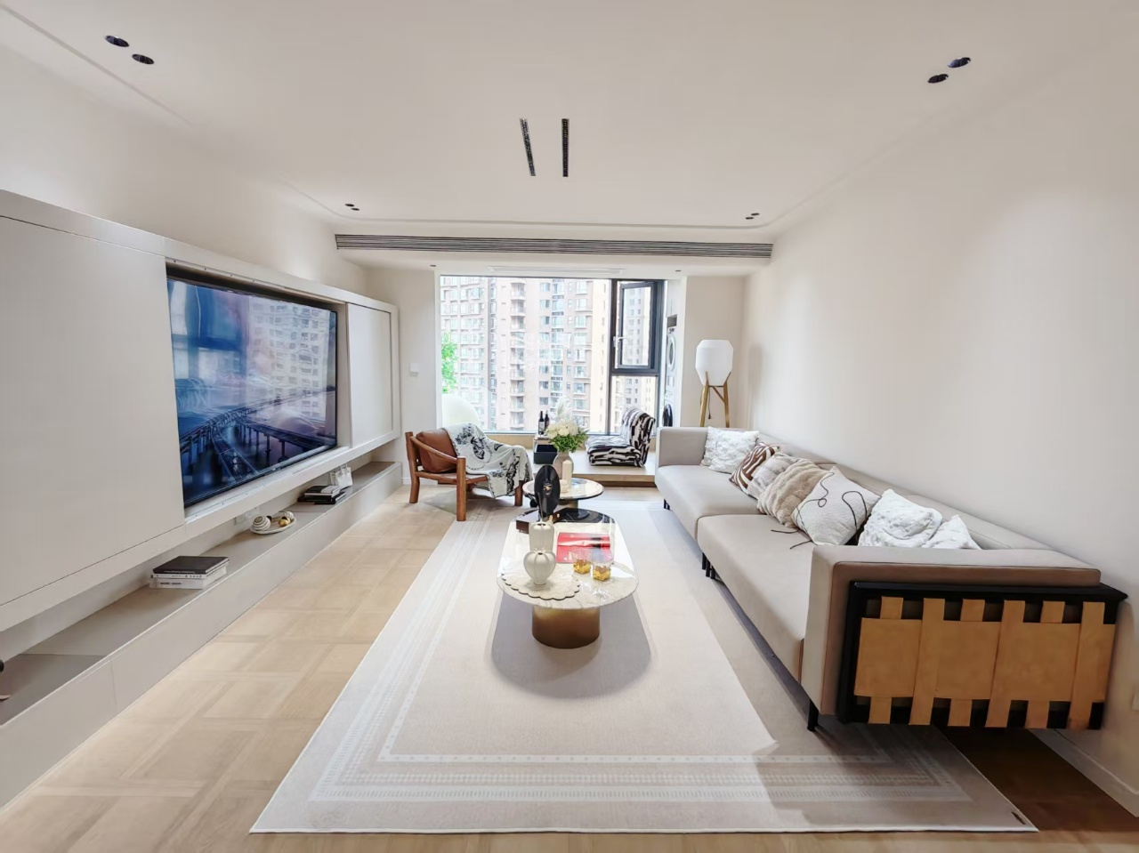 Same compound: The Bund, 3 bedrooms in Shanghai