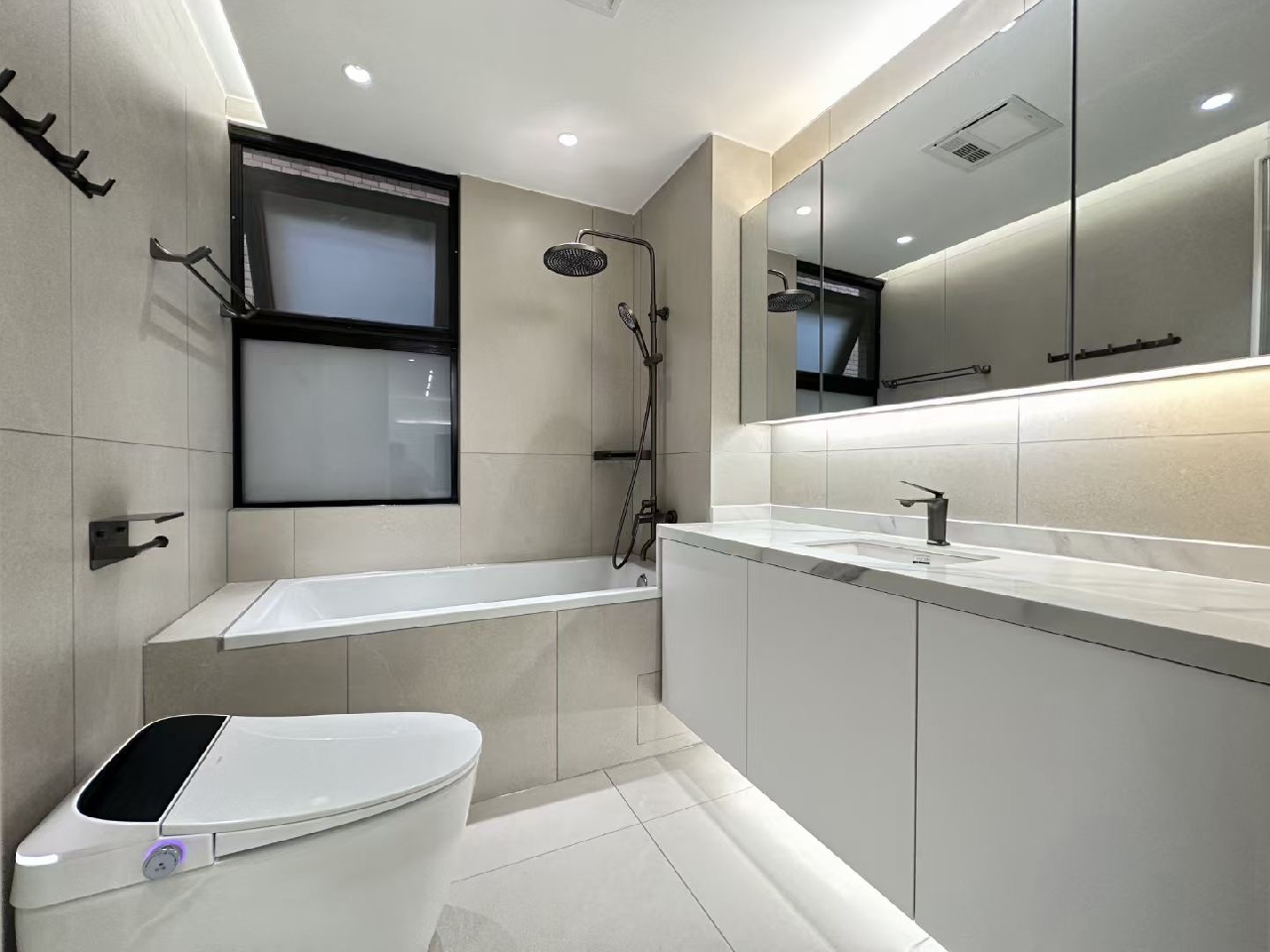 Tianshan Star City - Interior view 8, Shanghai rental property