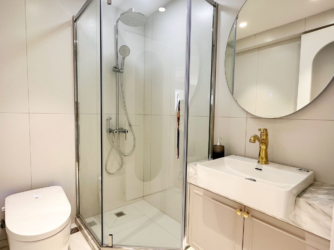 Same compound: Shanghai Dynasty Garden, 3 bedrooms in Shanghai