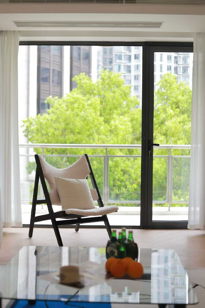 Similar property: La Cite, 3 bedrooms, 153 sqm in Shanghai