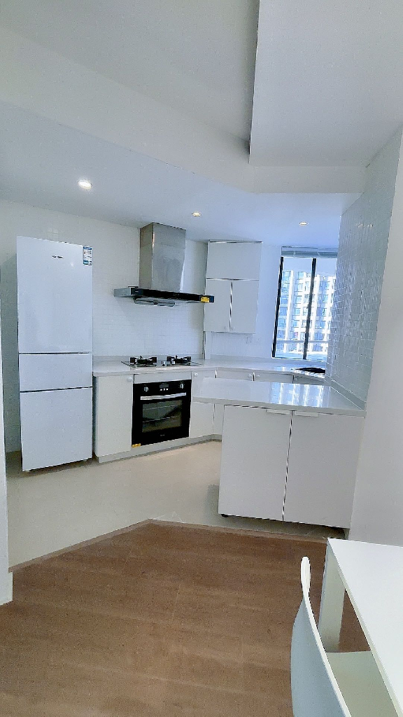 Similar property: Wutong Garden, 2 bedrooms, 108 sqm in Shanghai