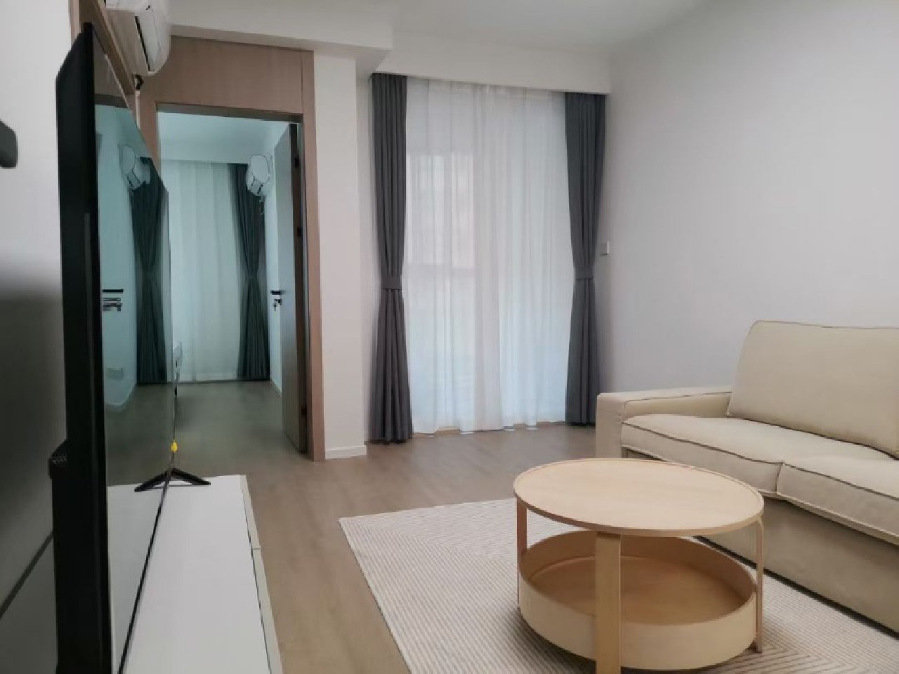Similar property: Tian Shan Hua Ting, 1 bedrooms, 60 sqm in Shanghai