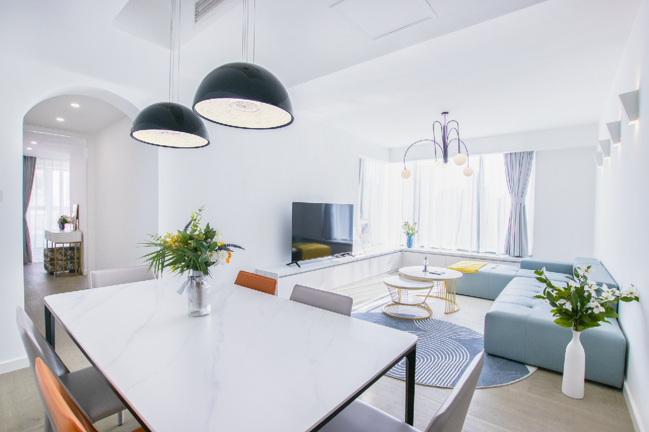 Similar property: Xujiahui Garden, 3 bedrooms, 143 sqm in Shanghai