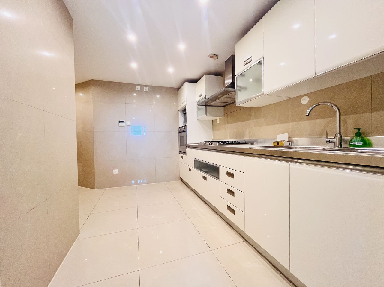 De Oriental London - Interior view 4, Shanghai rental property