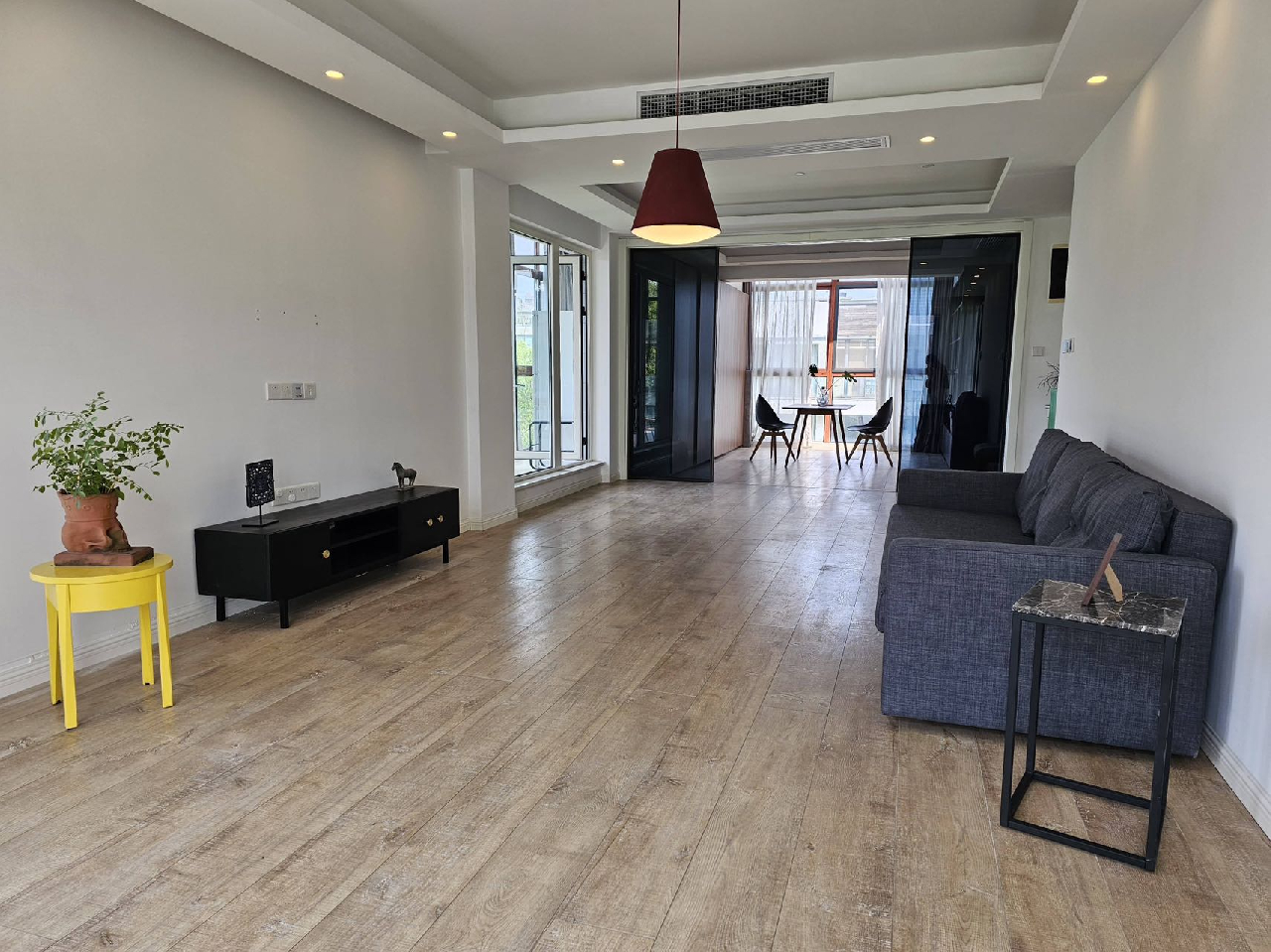 East west - Interior view 10, Suzhou rental property