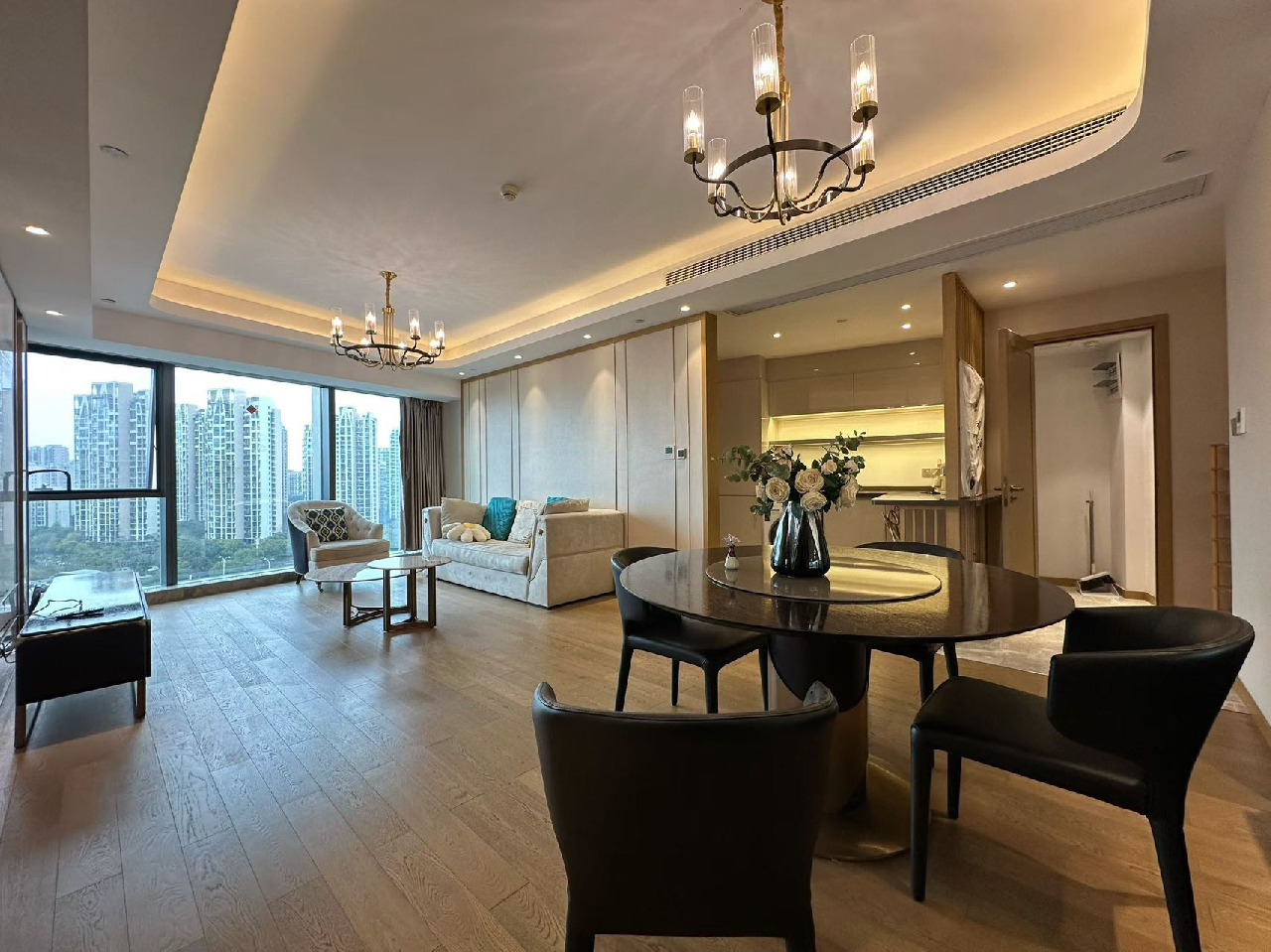 G Plaza - 2 bedroom apartment in Suzhou, &yen;9,000/month