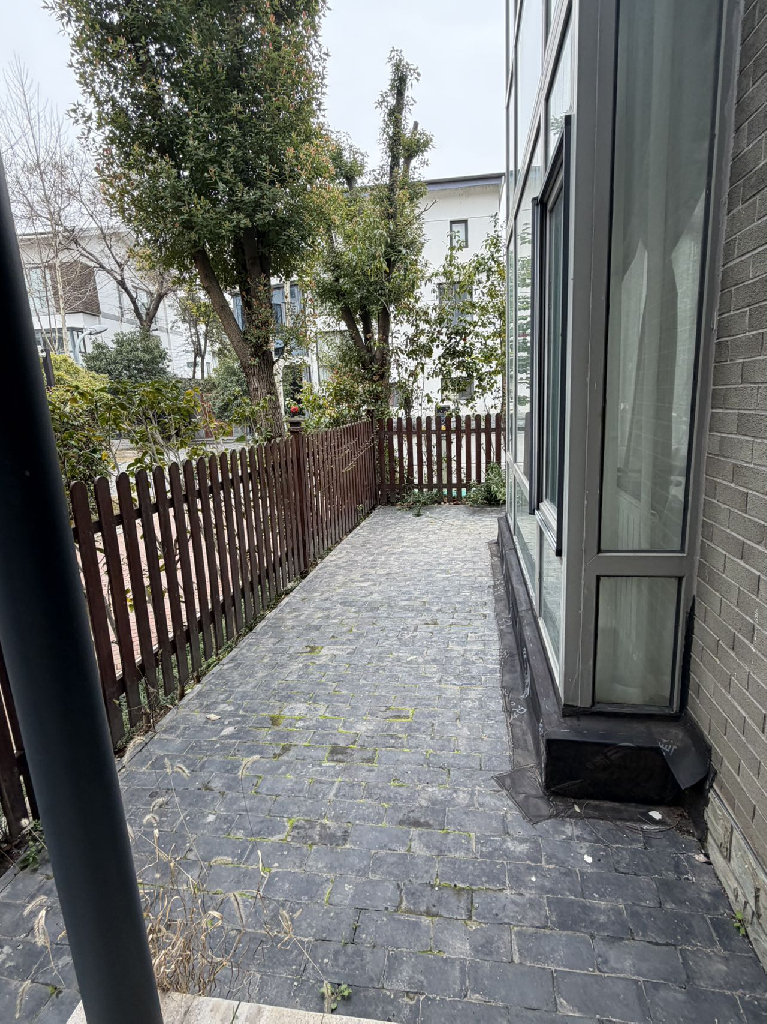 Golden Lough - Interior view 5, Suzhou rental property