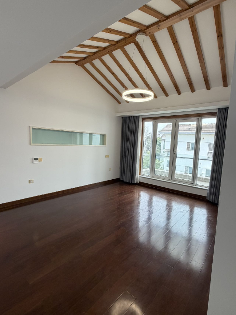 Golden Lough - Interior view 12, Suzhou rental property