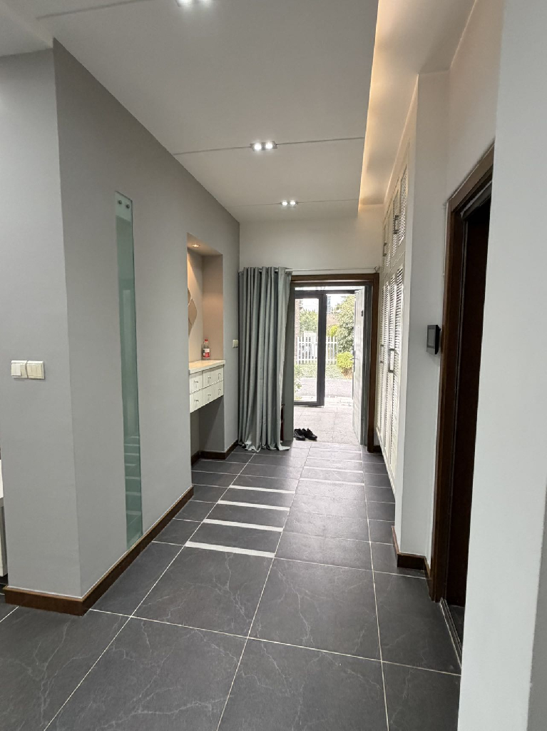 Golden Lough - Interior view 4, Suzhou rental property