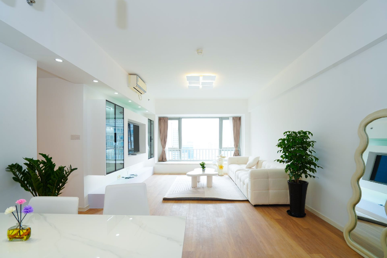 Similar property: Gao Shang Ling Yu, 3 bedrooms, 120 sqm in Shanghai
