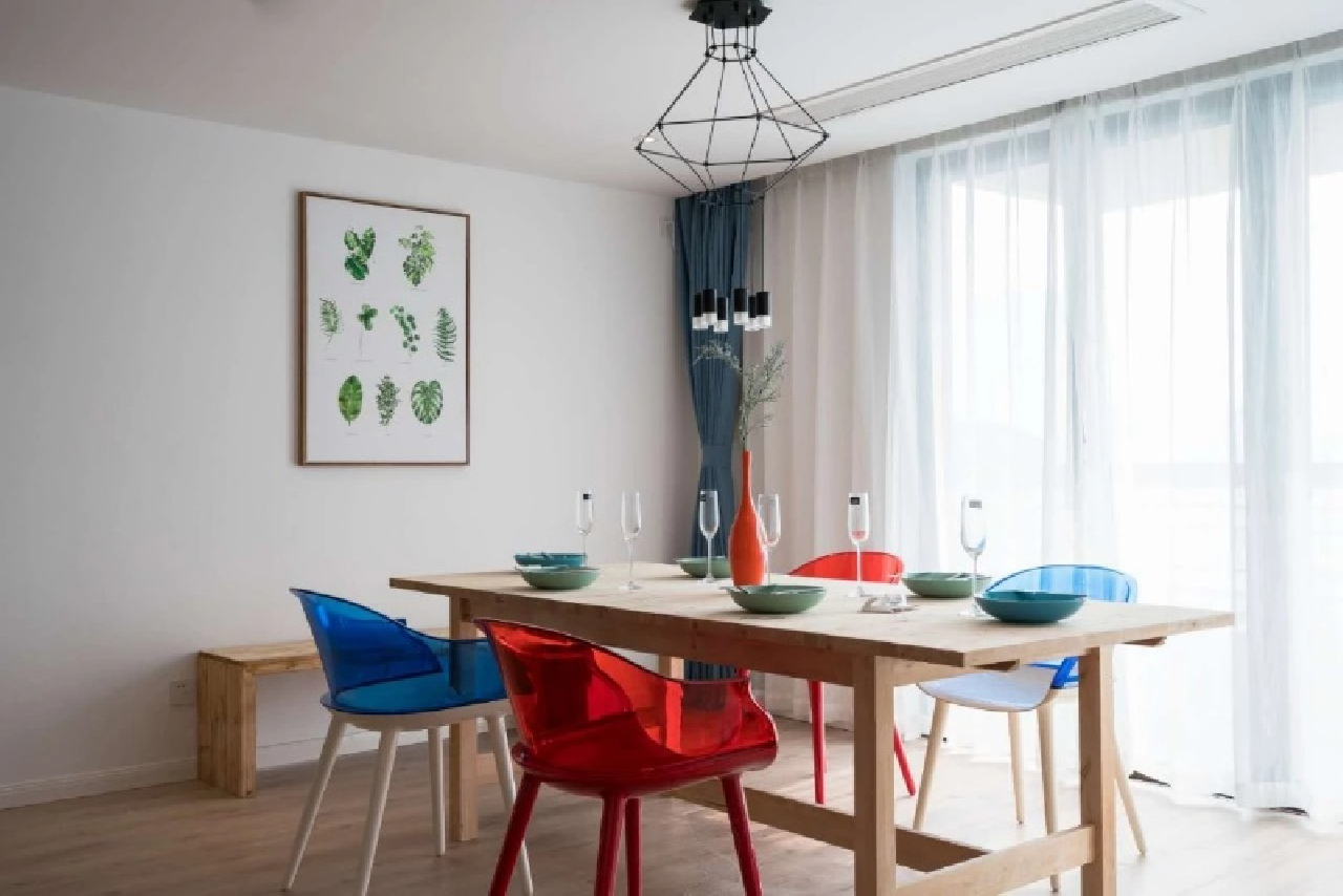Similar property: New Westgate Garden, 3 bedrooms, 165 sqm in Shanghai