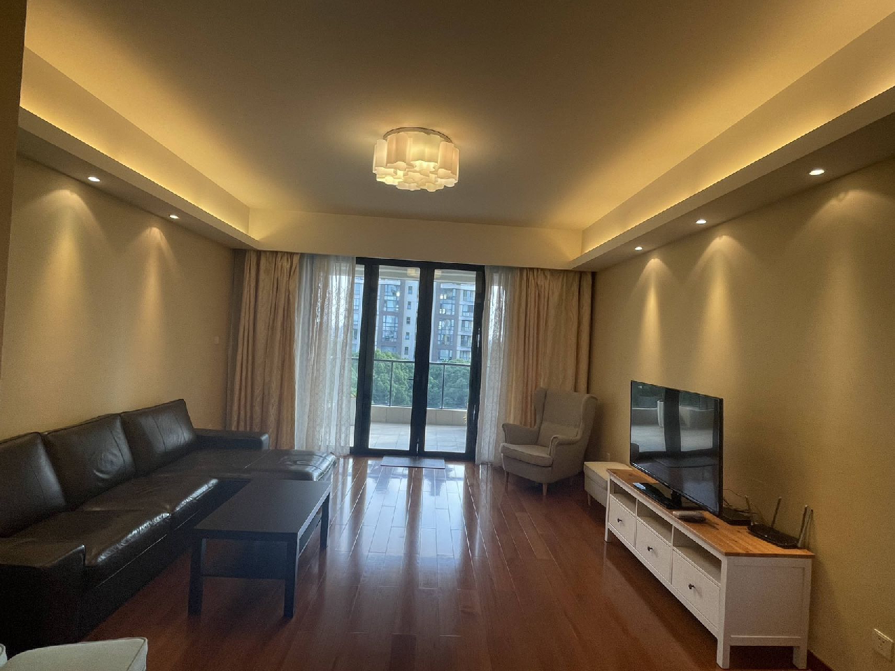 Same compound: Marina Cove Garden, 3 bedrooms in Suzhou
