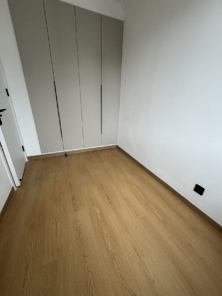 Similar property: Gubei Xinyuan, 4 bedrooms, 199 sqm in Shanghai